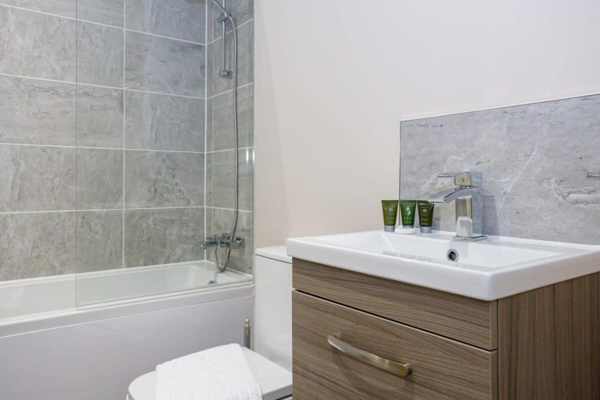 Modern And Stylish 1 Bed Apartment Manchester Exterior photo